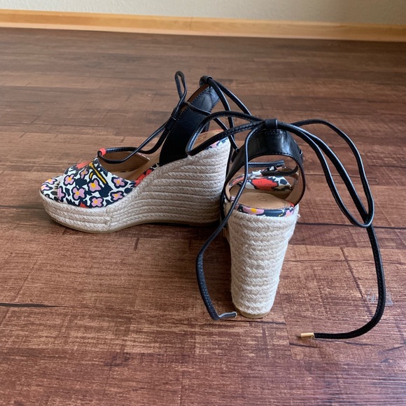 Colorful flower print 7B gladiator straps wedges - Picture 3 of 8